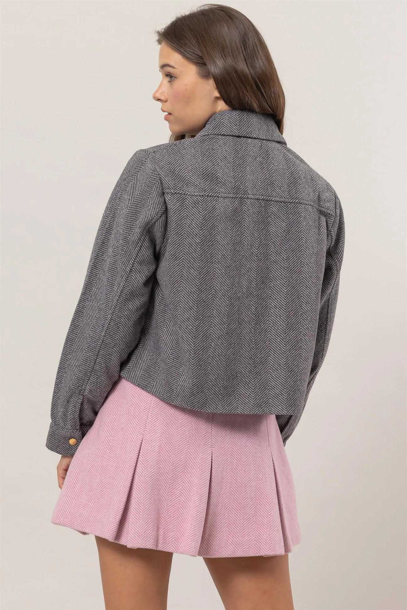 Athena-jacket-gray-sleek-and-stylish-in-everyday-neutral