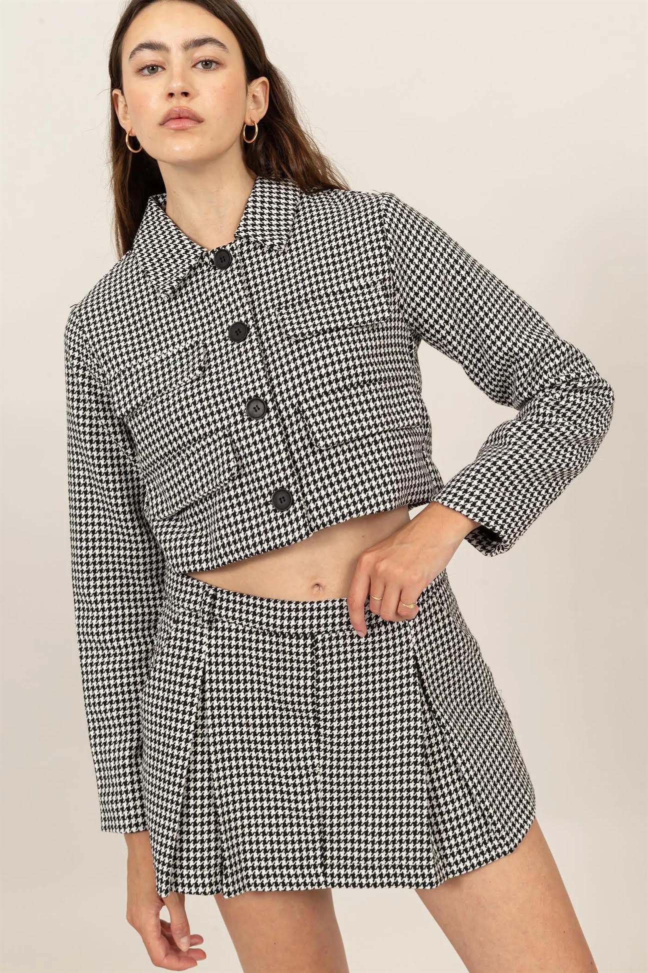 Emma Black and White Jacket – Sleek Contrast, Timeless Style