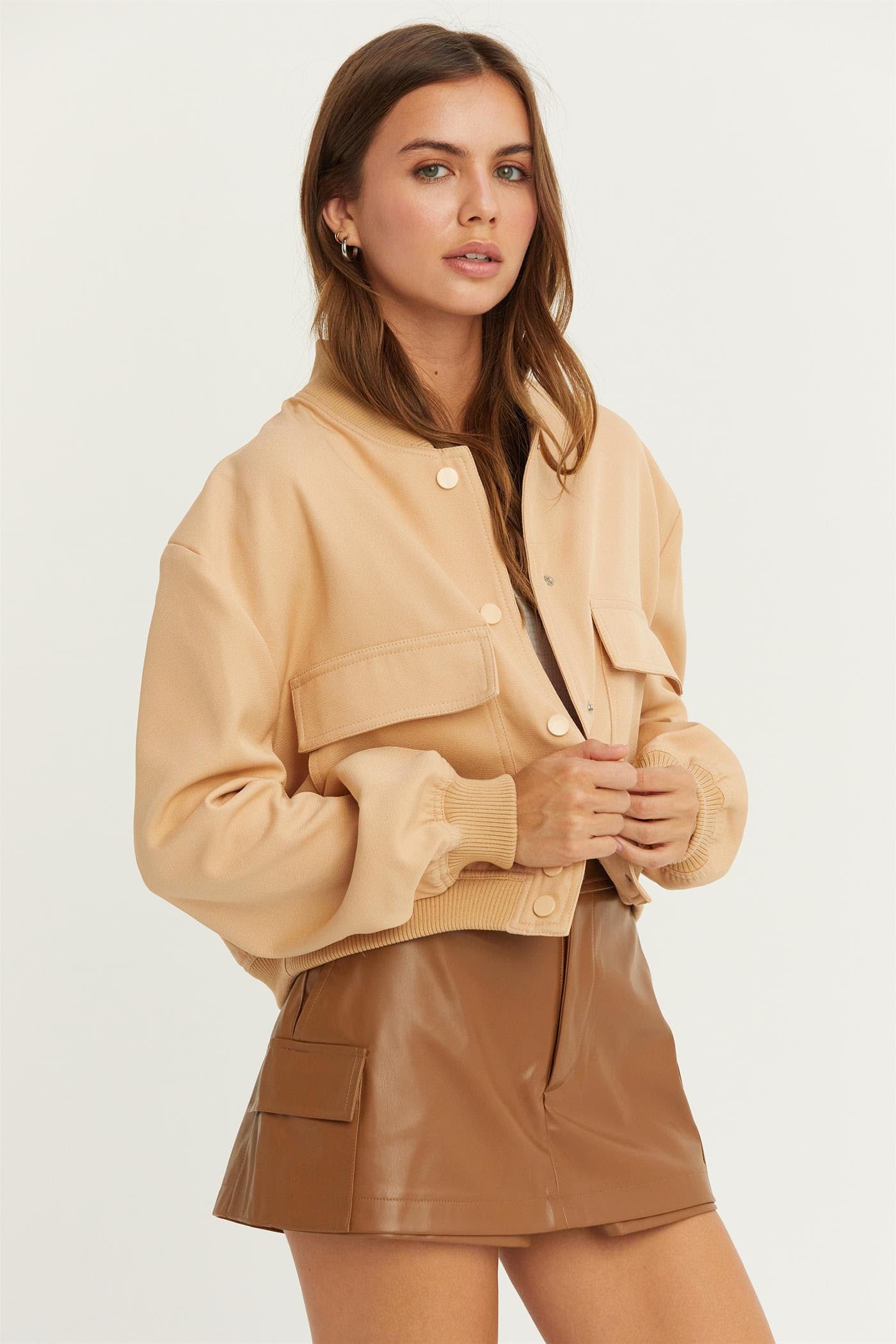 Ember Jacket Short – Modern Cropped Jacket with Effortless Style