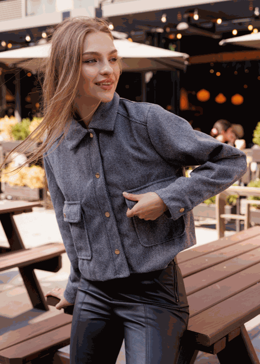 Athena-jacket-gray-sleek-and-stylish-in-everyday-neutral