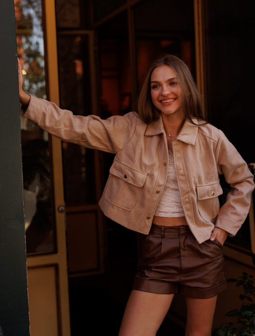 Athena Jacket Taupe – Sophisticated Style in a Soft Neutral