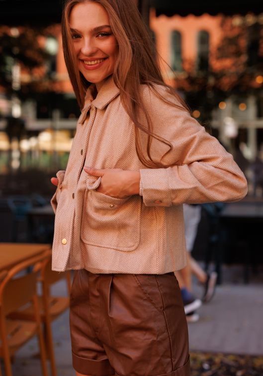 Athena Jacket Taupe – Sophisticated Style in a Soft Neutral