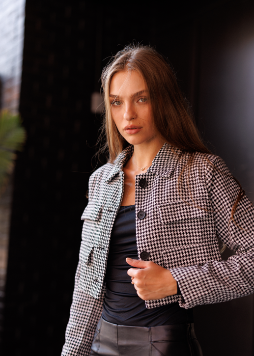 Emma Black and White Jacket – Sleek Contrast, Timeless Style