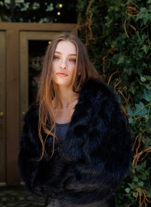 Chloe Coat Black – Classic Black Coat with Modern Elegance