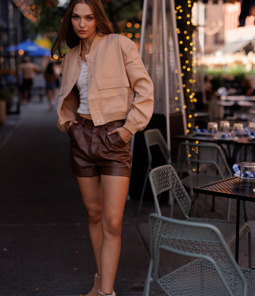 Ember Jacket Short – Modern Cropped Jacket with Effortless Style