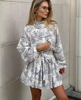 Luxury Venetian Dresses – Handcrafted Styles from Venice